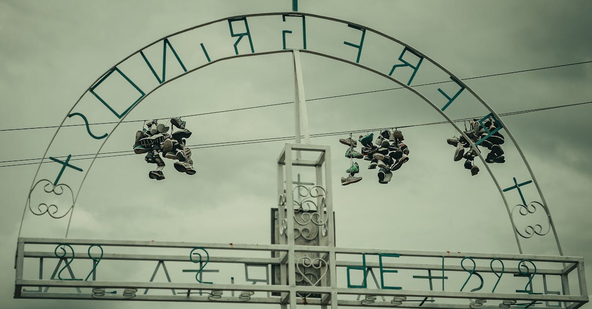 The Benefits of Custom Directional Signage for Homeowners